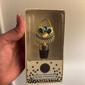 Brand new rare item fashion lover wine stopper 🍾